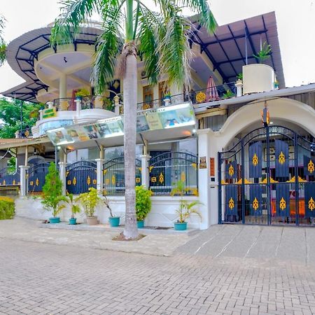 Oyo 3088 Green Valley House Senggigi Luaran gambar