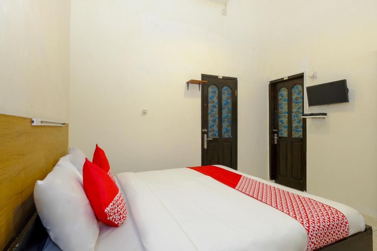 Oyo 3088 Green Valley House Senggigi Luaran gambar