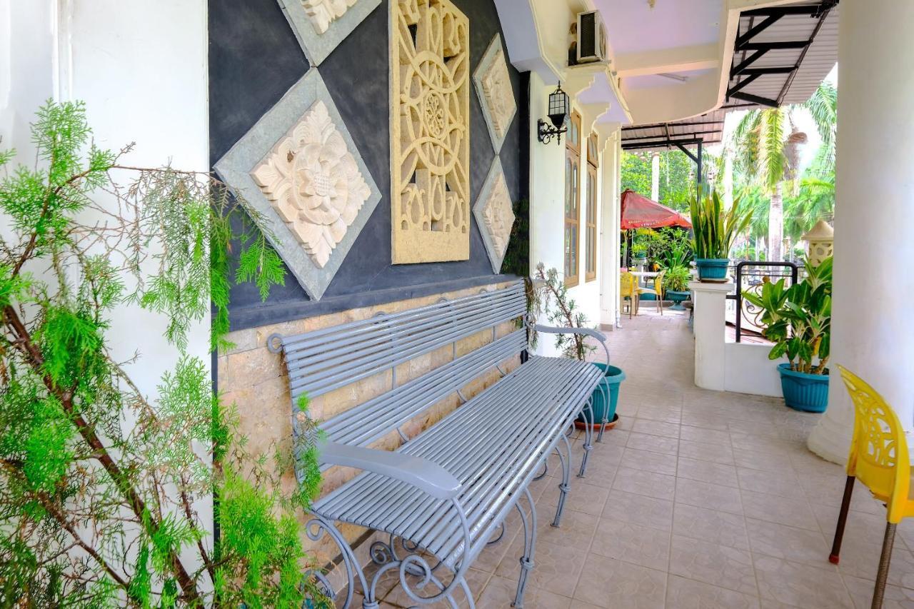 Oyo 3088 Green Valley House Senggigi Luaran gambar