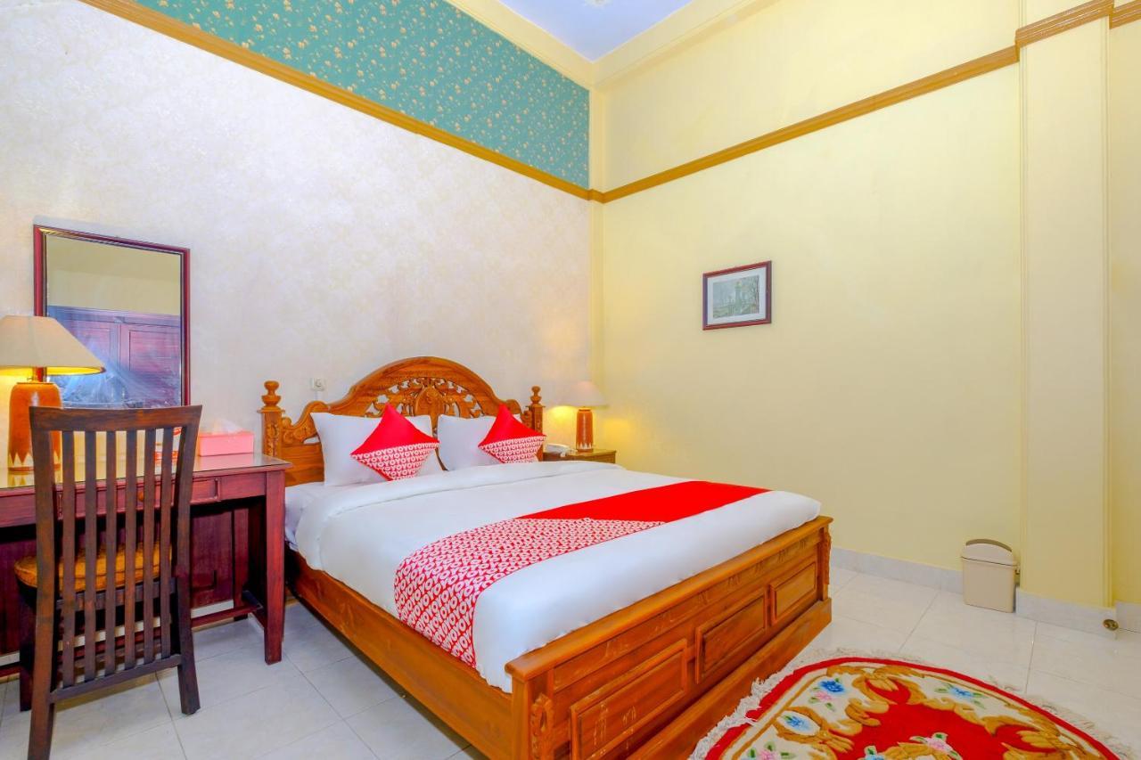 Oyo 3088 Green Valley House Senggigi Luaran gambar