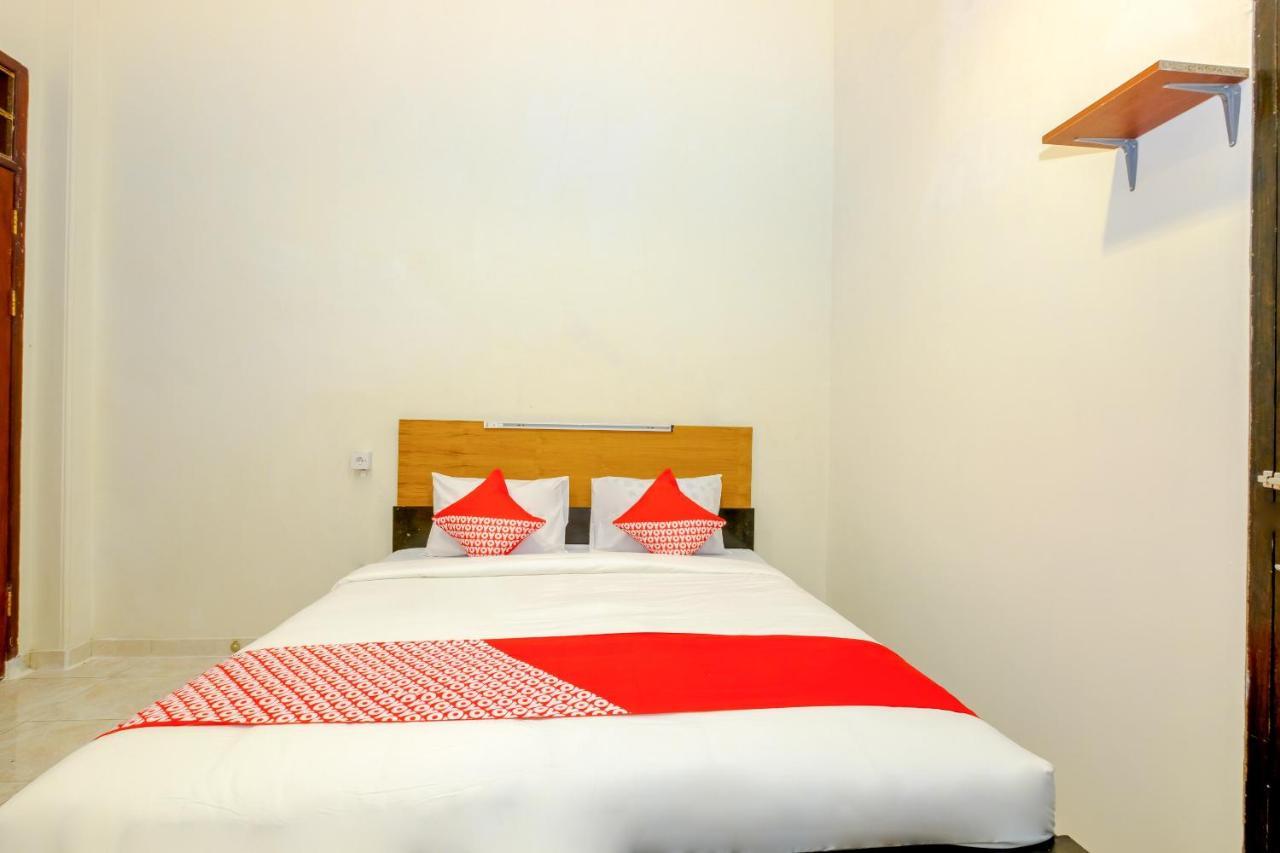 Oyo 3088 Green Valley House Senggigi Luaran gambar