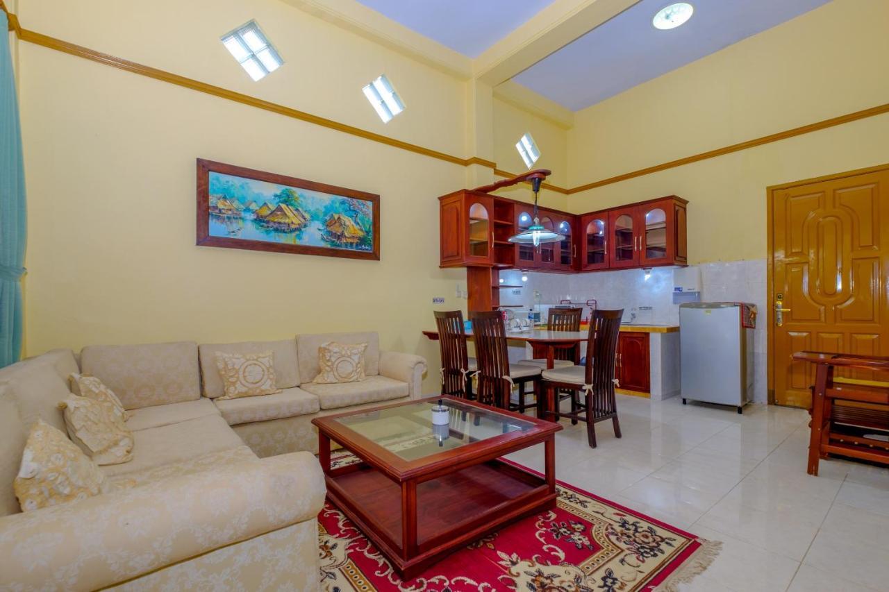Oyo 3088 Green Valley House Senggigi Luaran gambar