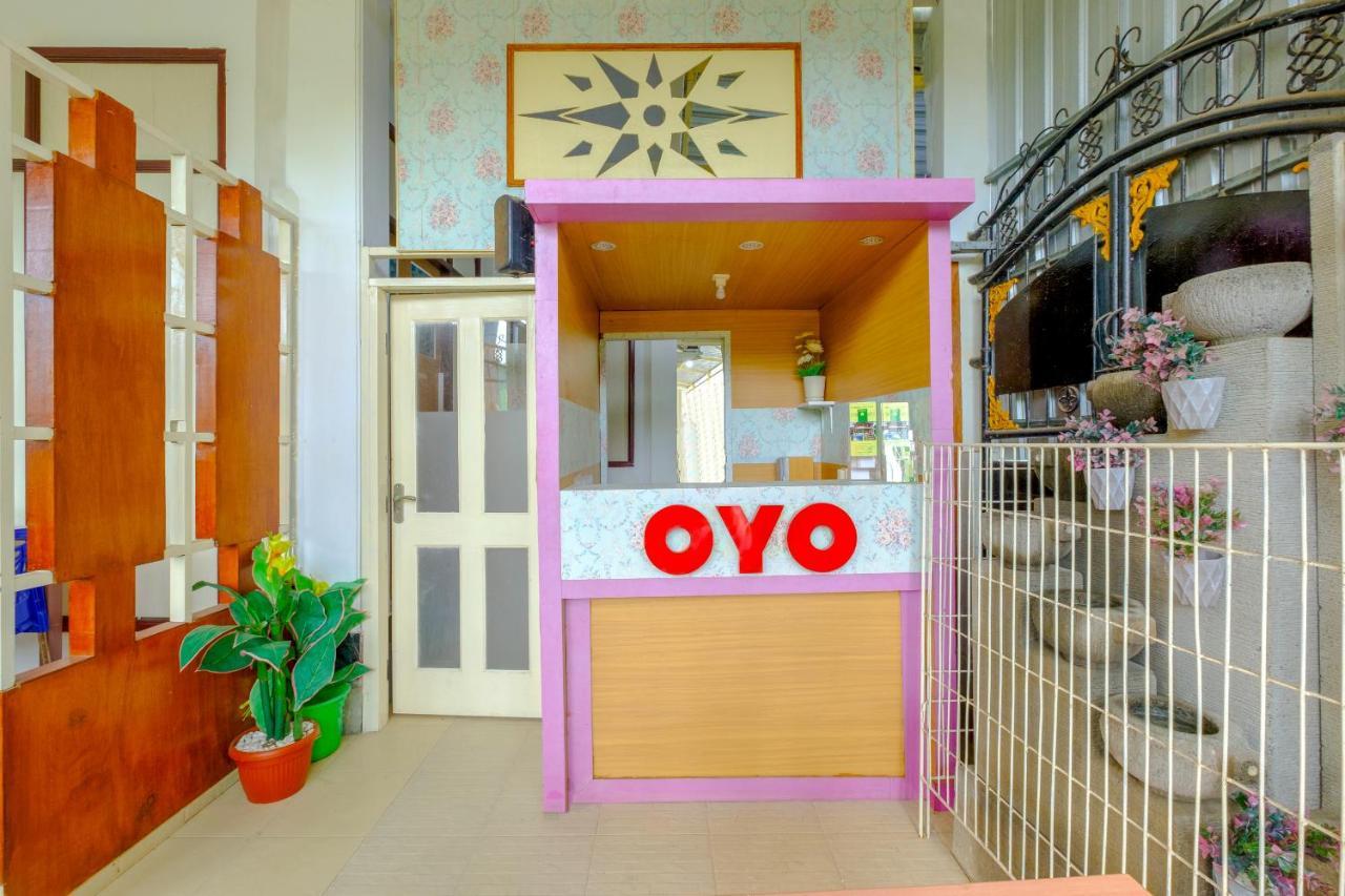 Oyo 3088 Green Valley House Senggigi Luaran gambar