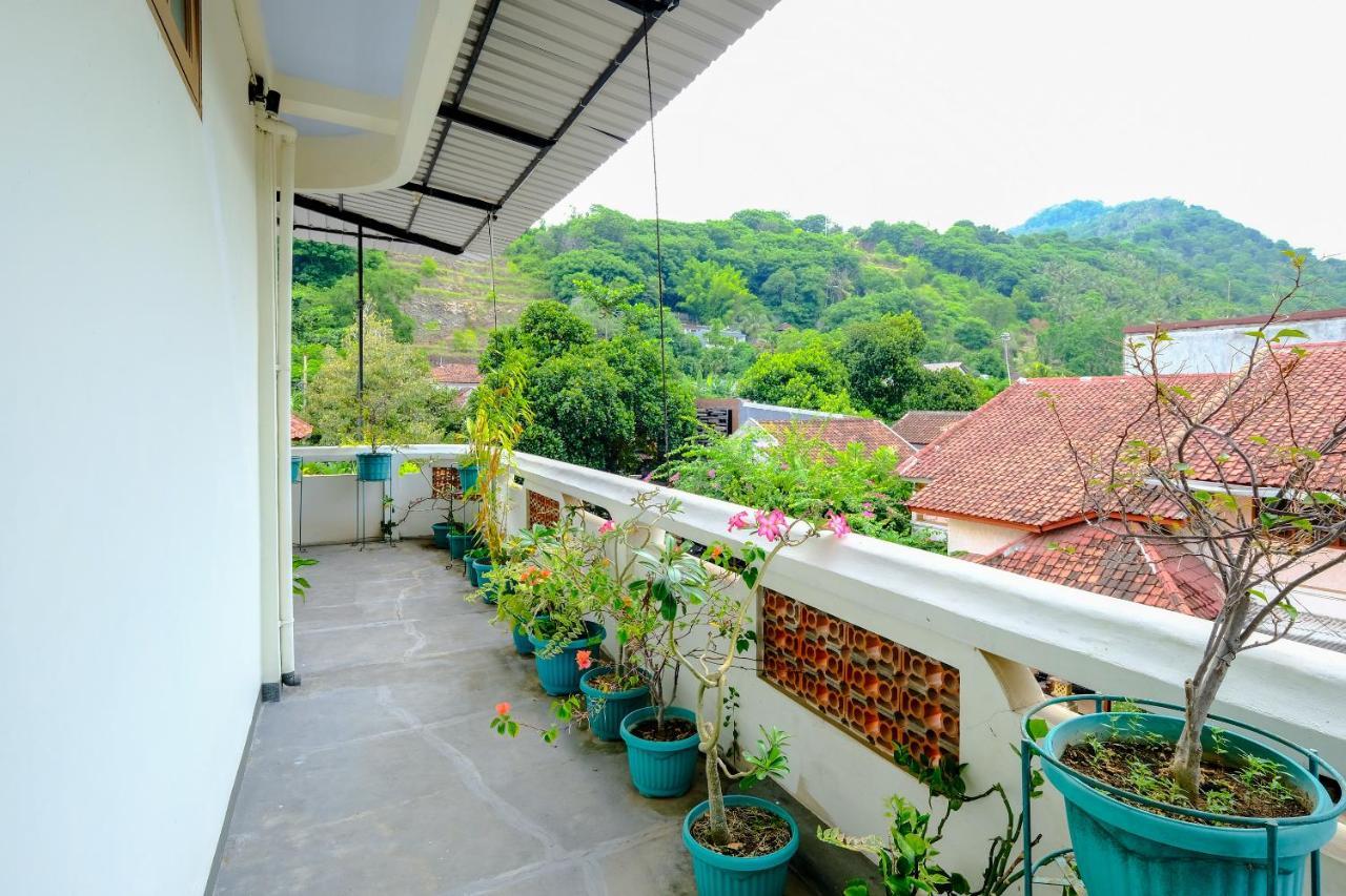 Oyo 3088 Green Valley House Senggigi Luaran gambar